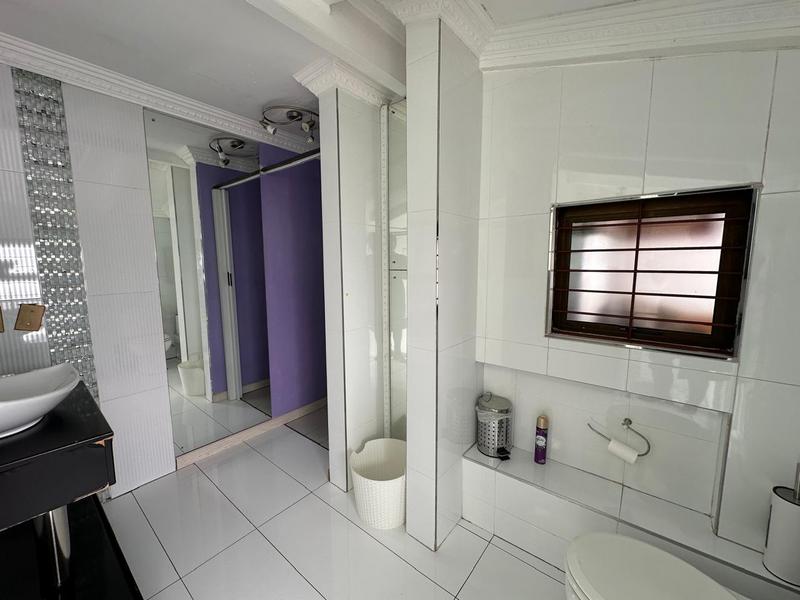 To Let Commercial Property for Rent in Mthata Eastern Cape
